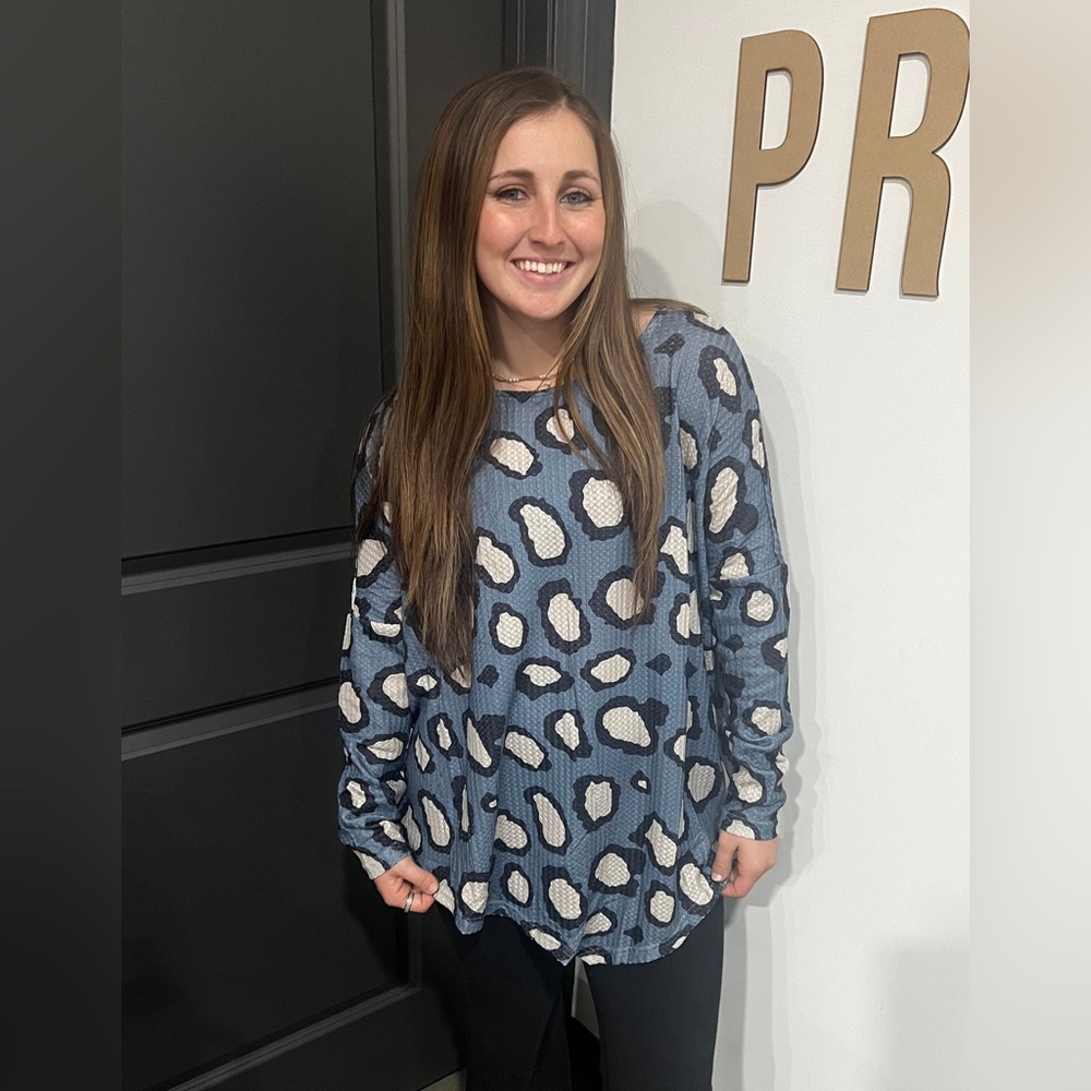 Umgee Blue and Cream Leopard Print Tunic
